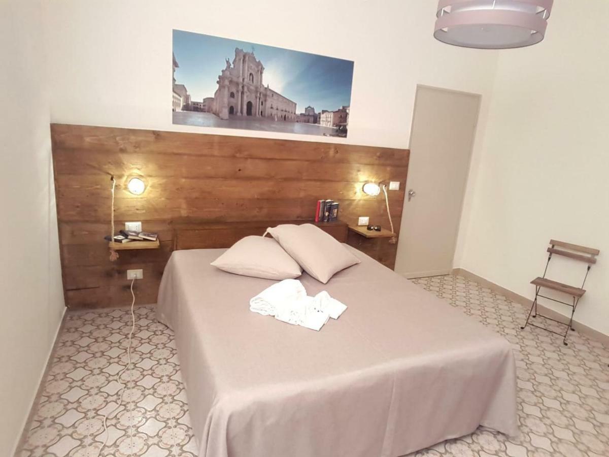 Syracuseapartments Il Mare Di Ortigia Exterior foto
